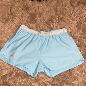 Running shorts